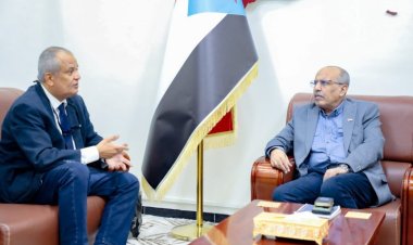 رئيس الجمعية الوطنية يطّلع على سير عمل مركز البحوث ودعم القرار