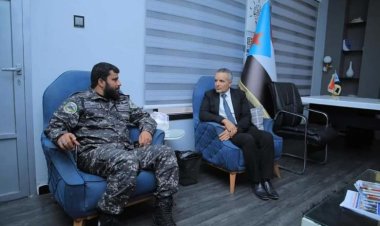 اليافعي يلتقي قائد قوات حرس المنشآت بالحزام الأمني