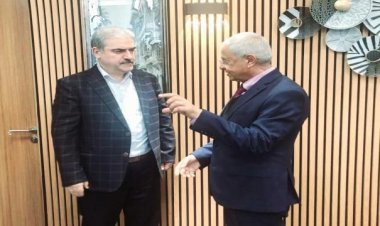 نائب رئيس فريق الحوار الوطني الجنوبي يلتقي مستشاراً سابقاً للرئيس أردوغان