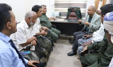 العميد المنهالي يناقش مع رئيس نيابة الاستئناف أوضاع السجناء وأهمية البت في قضاياهم.