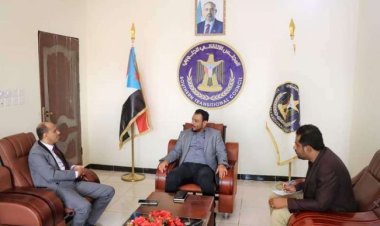 رئيس تنفيذية انتقالي شبوة يطلع على الجهود التي يبذلها مكتب الغاز للحفاظ على استقرار السوق بالمحافظة