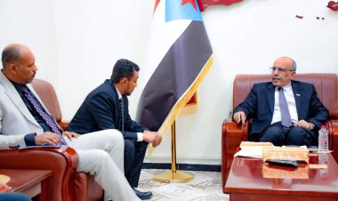 العاصمة عدن.. رئيس الجمعية الوطنية يشدد على أهمية تفعيل دور الهيئة العامة لمشاريع مياه الريف