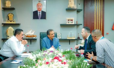 محافط عدن يلتقي رئيس المفوضية السامية للاجئين بعدن