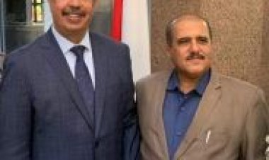 نائب مدير أمن عدن يلتقي سفير بلادنا في القاهرة