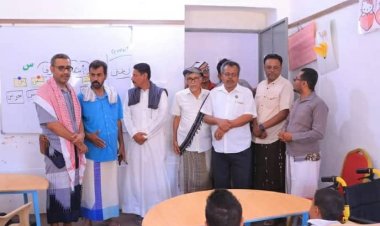 الهيئة المساعدة بوادي وصحراء حضرموت تطلع على احتياجات مدارس ذوي الاحتياجات الخاصة بمديرية القطن