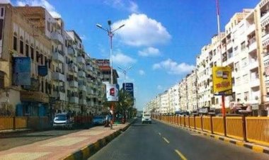 الجاوي يوجه بالنزول و الاستجابة العاجلة لمناشدات مواطنين في أحد أحياء المعلا