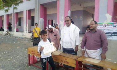 أبين.. انتقالي زنجبار يكرم الدفعة الأولى من حفظة القرآن الكريم بمراكز المديرية