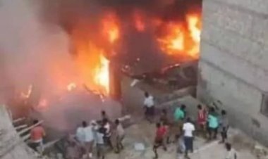 احتراق بيتين في الكود بالمكلا جراء تماس كهربائي