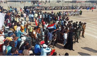 انتقالي أبين ينظم احتفالاً جماهيرياً بمناسبة الذكرى الـ 56 لعيد الاستقلال الوطني 30 نوفمبر