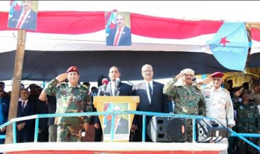 الثقلي والجعدي يشهدان عرضاً عسكرياً مهيباً أحتفاءً بالذكرى الـ 56 لعيد الإستقلال الوطني الجنوبي المجيد الـ 30 من نوفمبر الخميس 30 نوفمبر