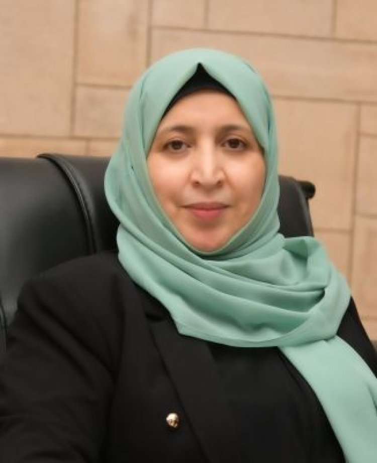 الناشطة أسيا المشرقي تفوز بجائزة نانسن الدولية للاجئين