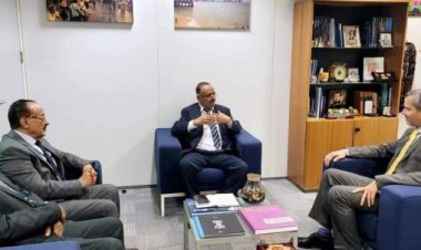 وزير النقل يلتقي الأمين العام للمنظمة البحرية الدولية بلندن