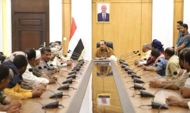 محافظ حضرموت يلتقي موظفي الإدارة المحلية بالوادي والصحراء 