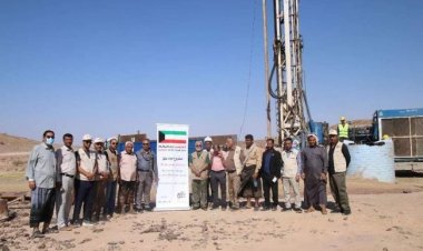 شبوة.. وفد الجمعية الكويتية للإغاثة يتفقد مشروع حفر 4 ابار ارتوازية في حقل الشبكة بمدينة عتق