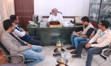 مدير عام سيئون يبحث سبل تحديث بيانات المستفيدين من برنامج الغذاء العالمي بالمديرية