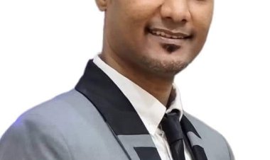 محافظ حضرموت يُهنئ المهندس محمد باحبـارة لإختياره ضمن الشخصيات العربية الأكثر تأثيراً في مجال المسؤولية المجتمعية