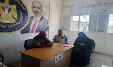 لحج.. رئيس انتقالي لودر يلتقي مدير مركز الأسر المنتجة