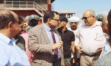 الوزير السقطري يتفقد مكتب الزراعة ومركز الجراد الاقليمي والورشة المركزية بعدن