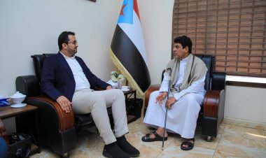 رئيس الهيئة الوطنية للإعلام الجنوبي يلتقي الشيخ راجح باكريت