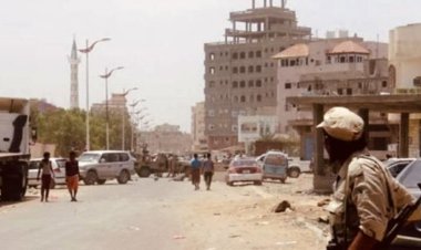 الأجهزة الأمنية بعدن تضبط متهما بإطلاق النار على الشرطة وتلاحق آخرين