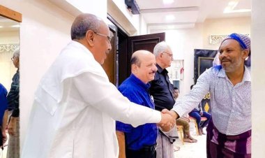 الكثيري يستقبل جموع المعزّين في وفاة المناضل الدكتور أنيس لقمان