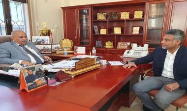 البيشي ومستشار محافظ عدن للشؤون الصحية يناقشان الوضع الصحي بالمحافظة