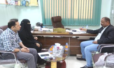 الجمحي يلتقي المدير العام لفرع الهيئة العامة لحماية البيئة بحضرموت