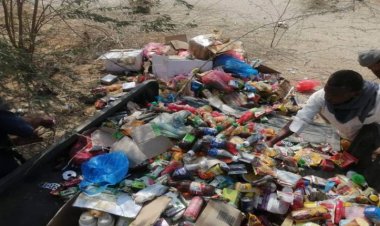 أبين.. مكتب الأشغال العامة مديرية خنفر يتلف كميات من المواد المنتهية للصلاحية