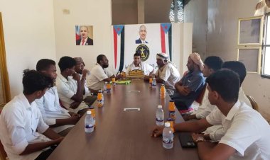 رئيس تنفيذية انتقالي المسيلة يلتقي مدير ثانوية سالم حسن وأعضاء المجلس الطلابي