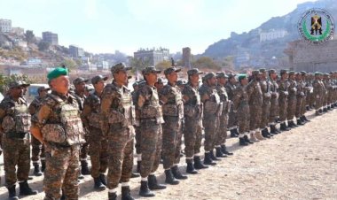 لحج.. قوات الحزام في يافع تدشن العام التدريبي 2024 بعرض عسكري لوحدات رمزية