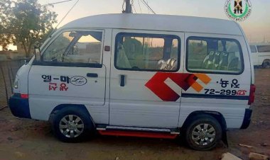 قوات الحزام الأمني تضبط باص مسروق في المنفذ الغربي للعاصمة عدن