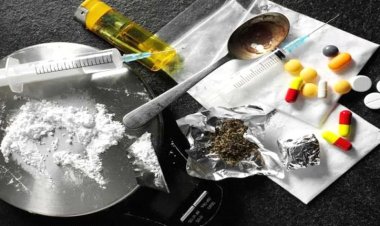 شرطة مديرية شبام تلقي القبض على متهمين بتعاطي وترويج المخدرات