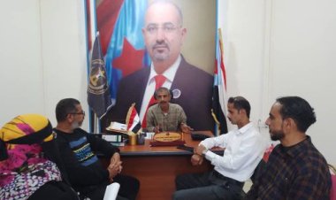 رئيس انتقالي صيرة يلتقي مدير مركز ثرات العاصمة عدن