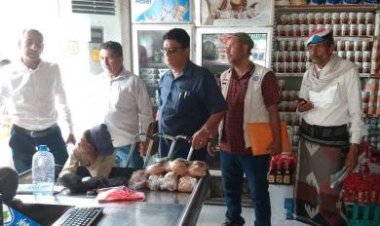 انتقالي البريقة والسلطة المحلية يدشنان حملة الرقابة على الأسعار في أسواق المديرية