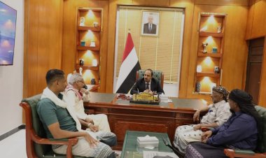 محافظ حضرموت يثمّن تضحيات المناضل اللواء عمر أحمد النوحي