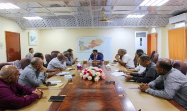 وزير النفط والمعادن يرأس اجتماعاً لمدراء عموم الديوان لمناقشة خطط الوزارة