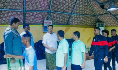 محافظأعلن عن مكافأة للفريقين في حال التأهل - حضرموت يدعو فريقي شعب وتضامن حضرموت الى مواصلة مشوارهما المشرّف