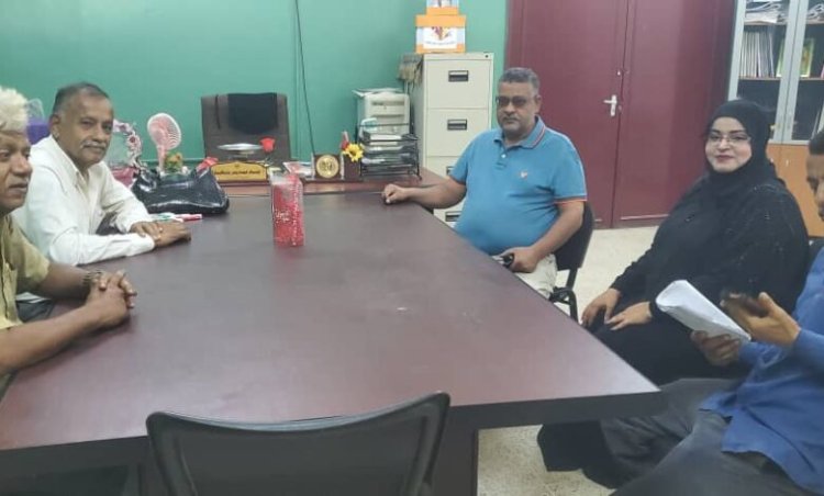 العاصمة عدن.. قيادة اللجان المجتمعية بمديرية المعلا تتفقد مدرسة جيل المستقبل بالمديرية وتعد بتقديم الدعم لها