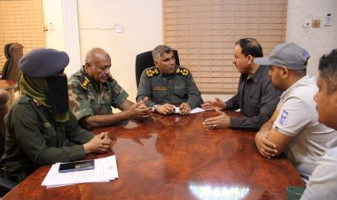 العميد المنهالي يلتقي فريق تحسين الوصول للعدالة ويوجّه بسرعة تحديد الموقع الخاص بمركز الشرطة النسائية