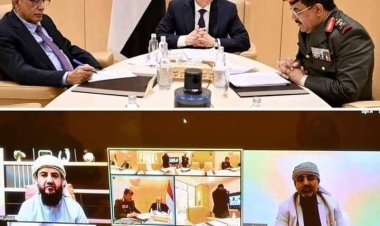 مجلس القيادة الرئاسي يناقش التطورات المحلية والاستحقاقات التنفيذية المقبلة