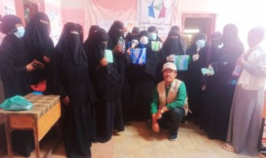 مؤسسة البركة للتنمية بأبين تدشن مشروع الدورة التدريبية في مجال صناعة المنظفات المنزلية والصابون