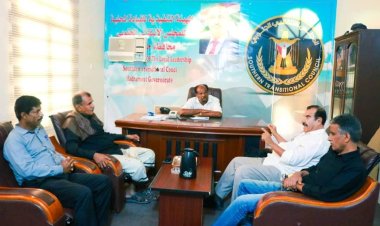 انتقالي حضرموت يناقش الوضع الاقتصادي الجنوبي