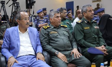 الوكيل بارزيق والعميد المنهالي يدشنان العام التدريبي الجديد للسجناء والسجينات بالإصلاحية المركزية بالمكلا