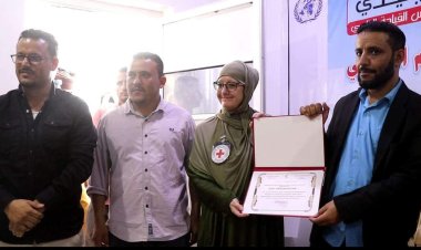 برعاية الرئيس الزُبيدي.. تكريم الطاقم الأجنبي والمبرزين في مستشفى محمد بن زايد بمحافظة الضالع