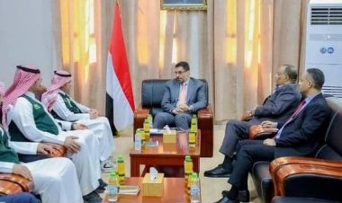 رئيس الوزراء يستقبل مدير مكتب البرنامج السعودي لتنمية وإعمار اليمن في عدن