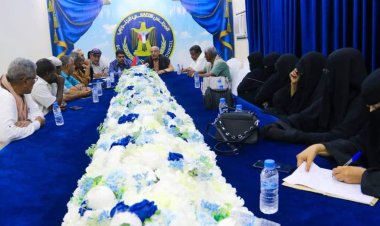 الكثيري والمحمدي يعقدان لقاء مع اللجنة النقابة للمعلمين بحضرموت