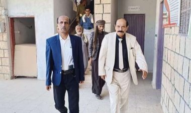 وكيل محافظة شبوة الدغاري يدشن برنامج تدريب المدربين على دليل الجاهزية للعودة الى المدرسة