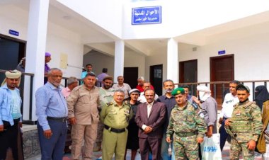 وزير النفط والمعادن يكرّم الجهازين الفنيين لناديي التضامن وشعب حضرموت