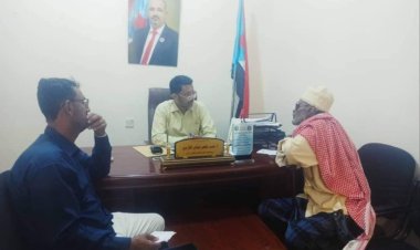 رئيس تنفيذية انتقالي أبين يلتقي الفنان عبد الله مقادح