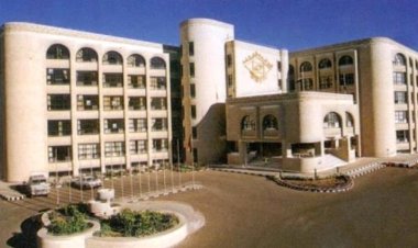 مليشيا الحوثي تجبر موظفي الجهاز المركزي للرقابة والمحاسبة على حضور دورة عسكرية